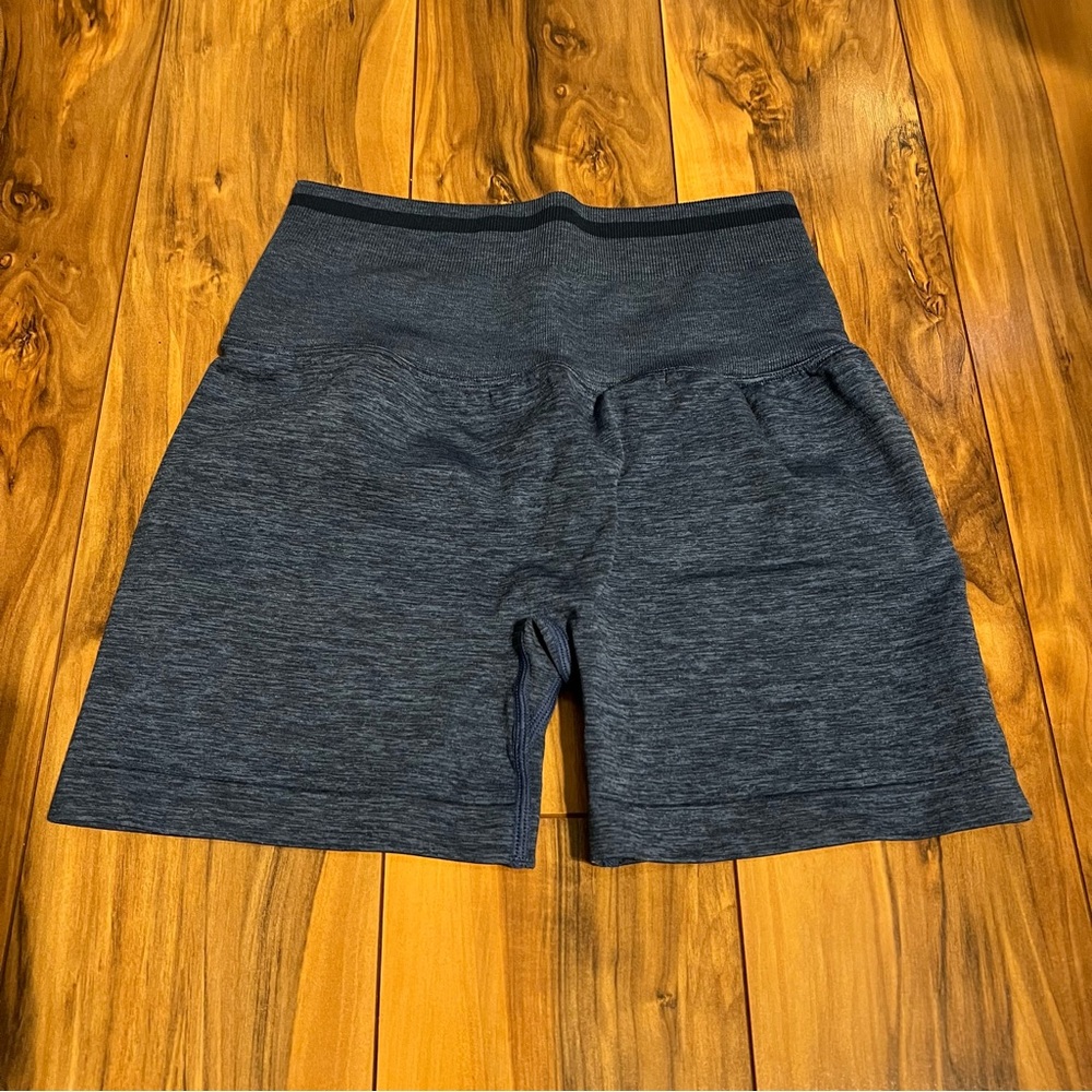 Buffbunny BBL Seamless Shorts NWOT Size S